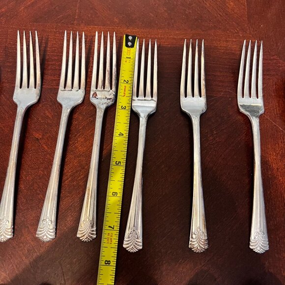 Vintage vogue Silver Plate Flatware Set With Forks Spoons & Butter Knife  20-Pie - Picture 8 of 11